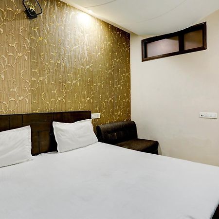 Hotel O Hcn Ludhiana Exteriör bild